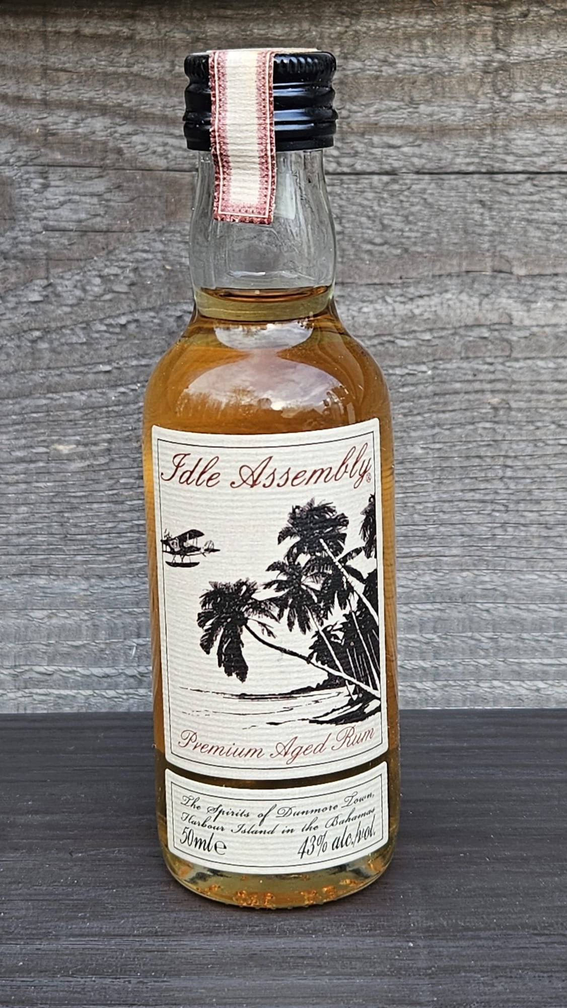 Idle Assembly Premium Aged Rum 5cl 43%