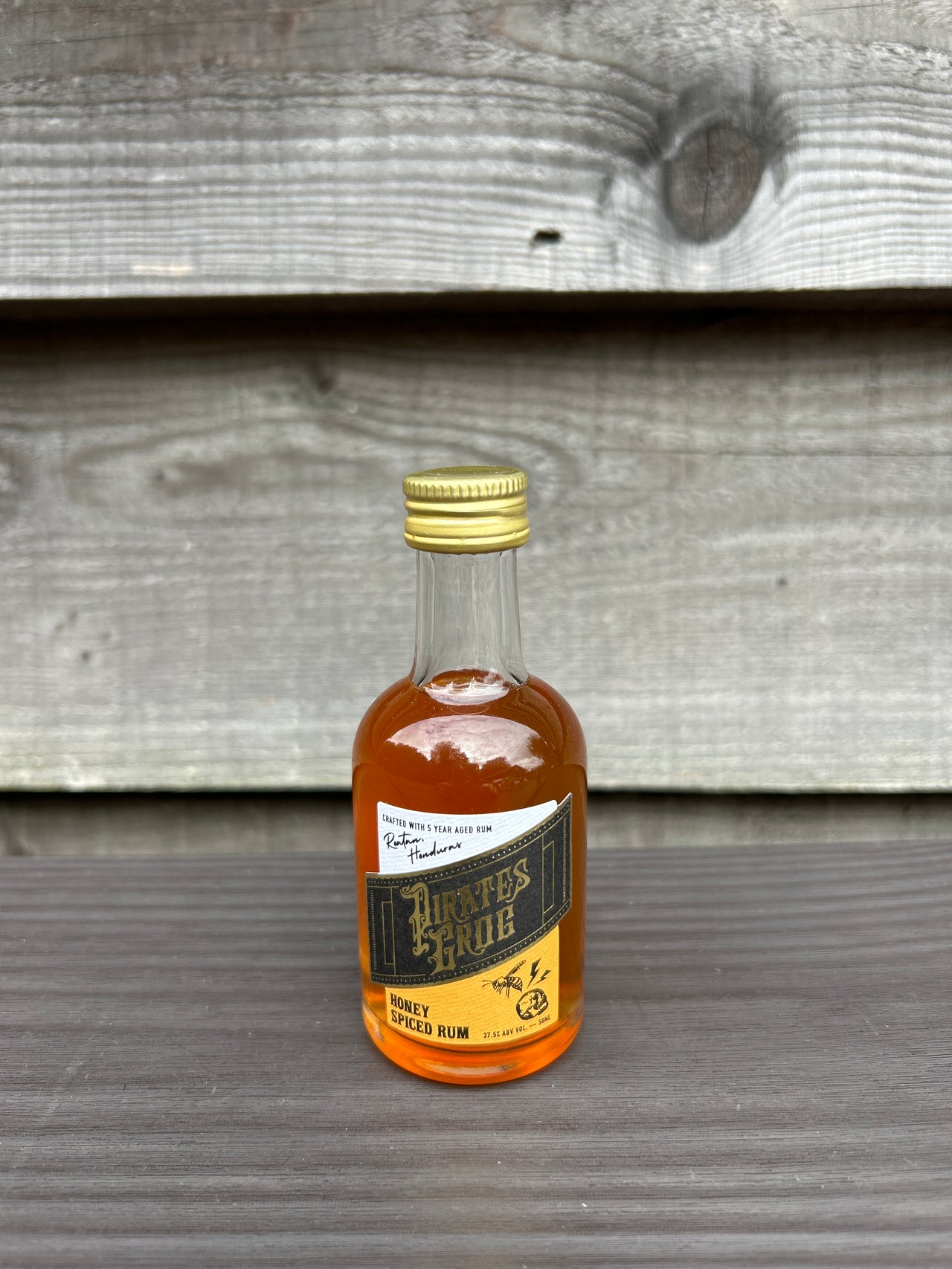 Pirates Grog Honey Spiced Rum 5cl 37.5%