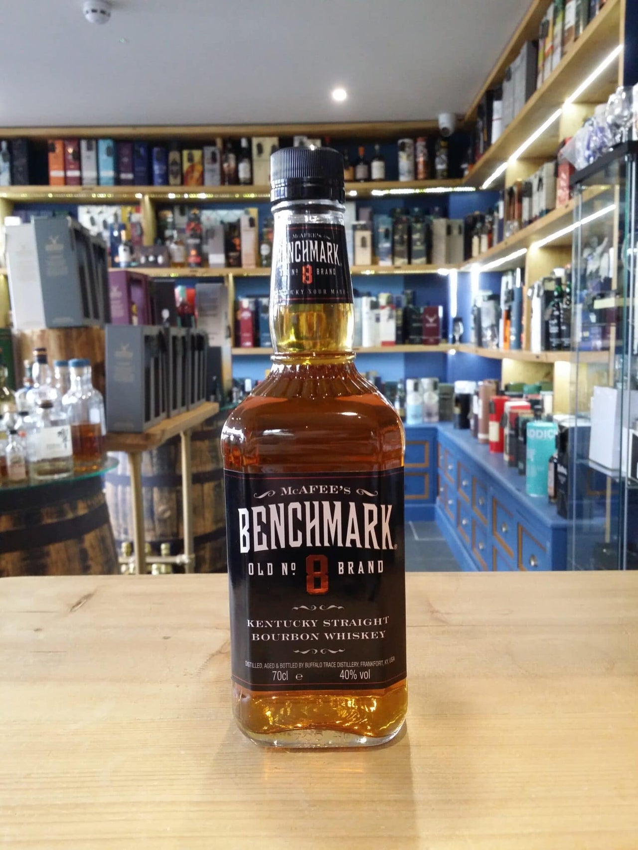 Benchmark No 8 70cl 40%