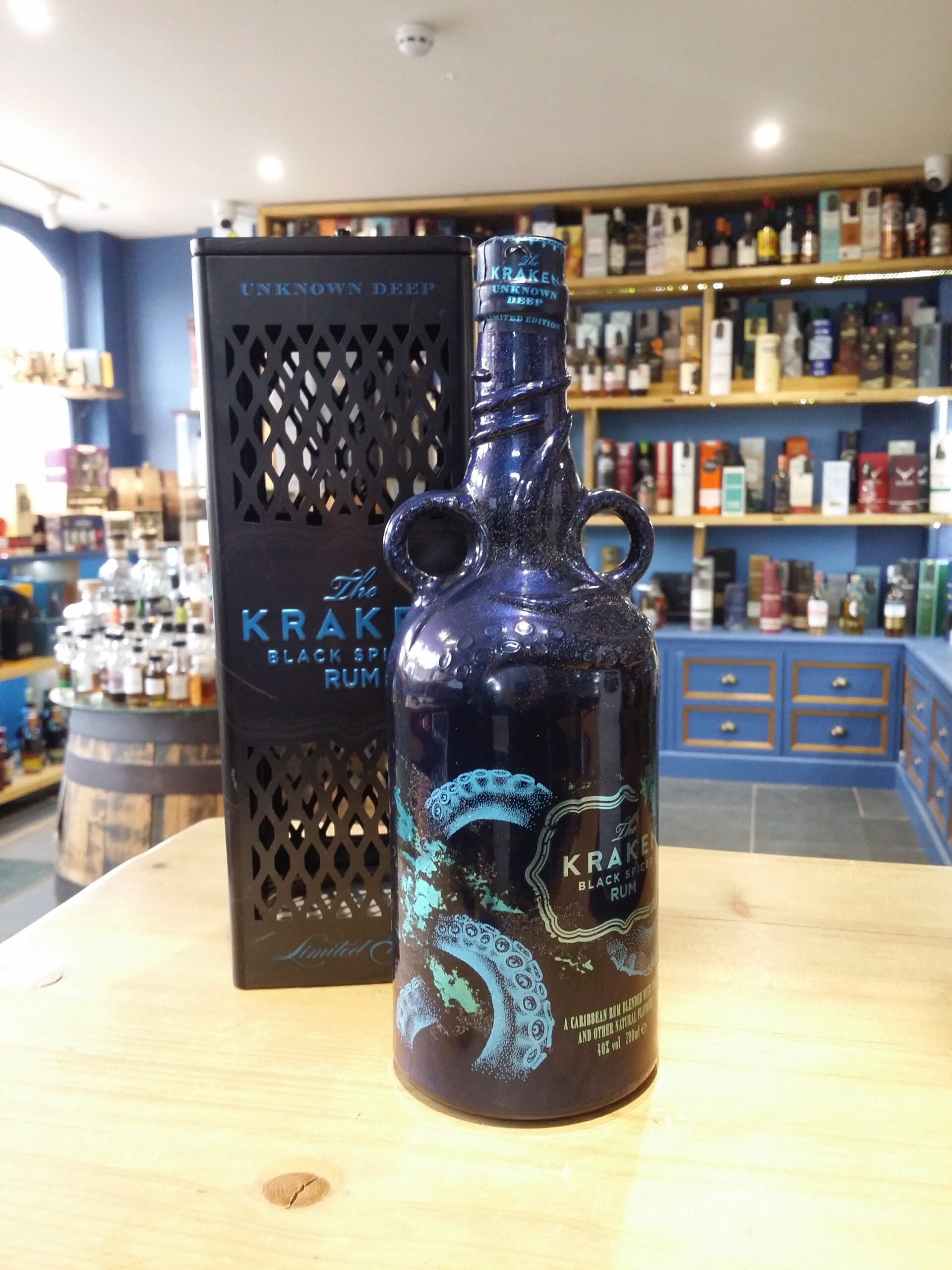 The Kraken Unknown Deep Black Spiced Rum 70cl 40%