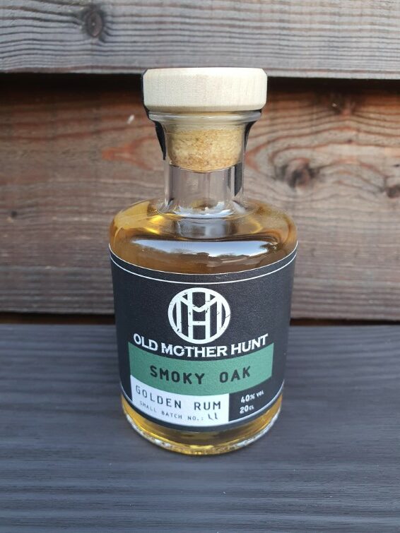 Old Mother Hunt Smoky Oak Golden Rum 20cl 40%